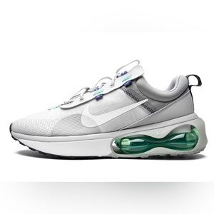 Nike Air Max 2021 in Photon Dust